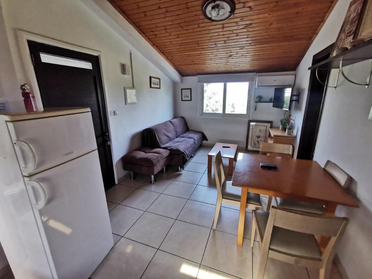 Strovolos Rooms Studios Nicosia Kültér fotó