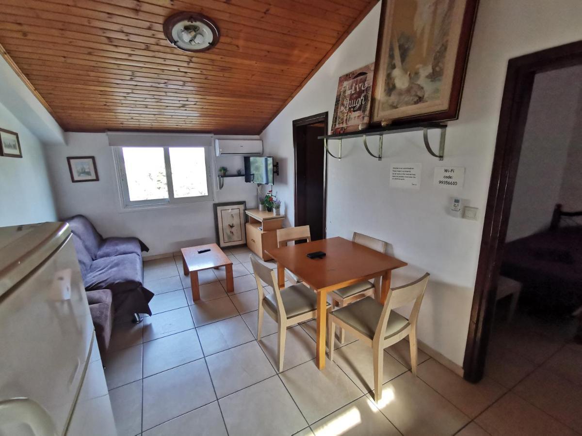 Strovolos Rooms Studios Nicosia Kültér fotó