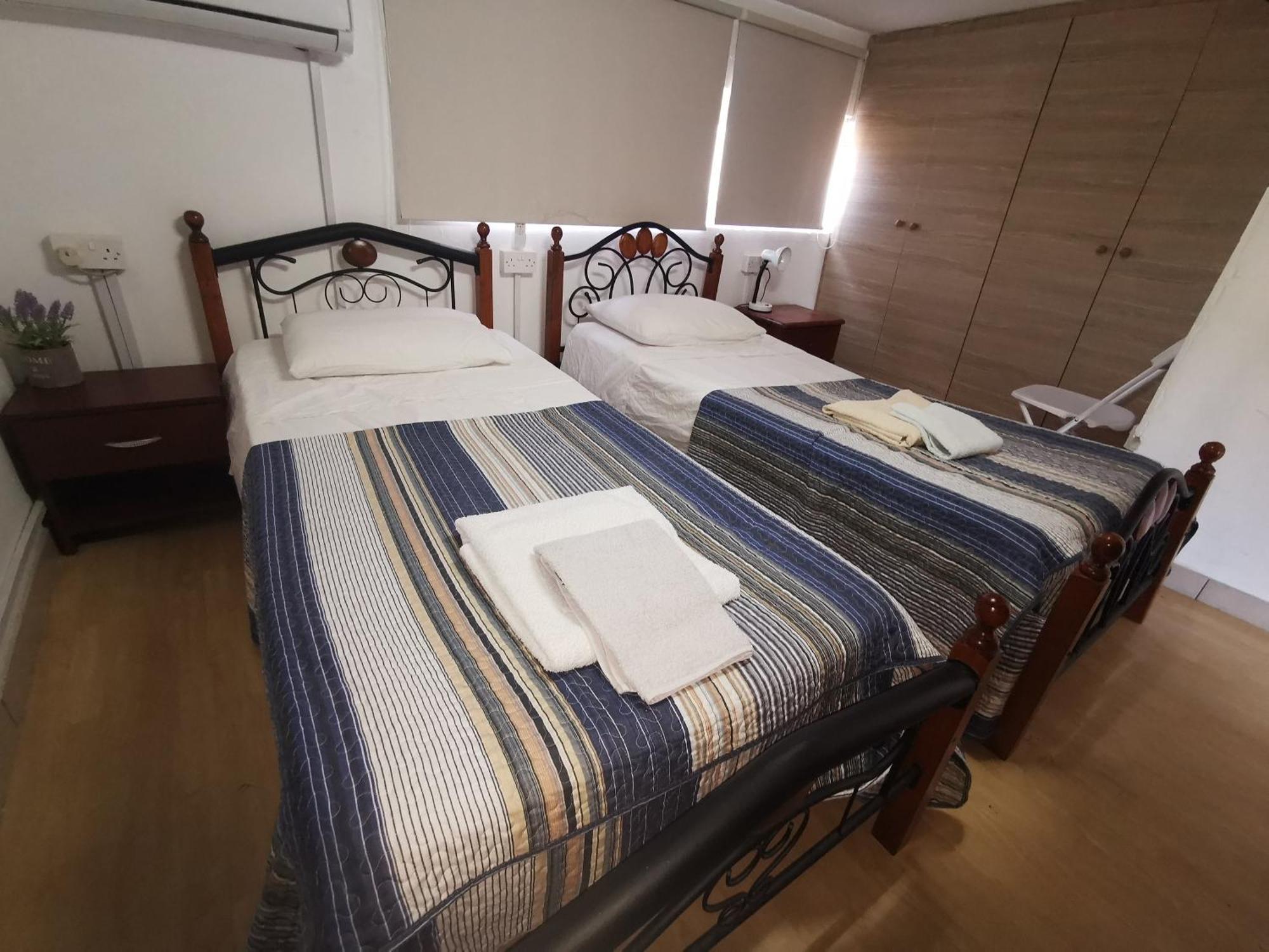 Strovolos Rooms Studios Nicosia Szoba fotó