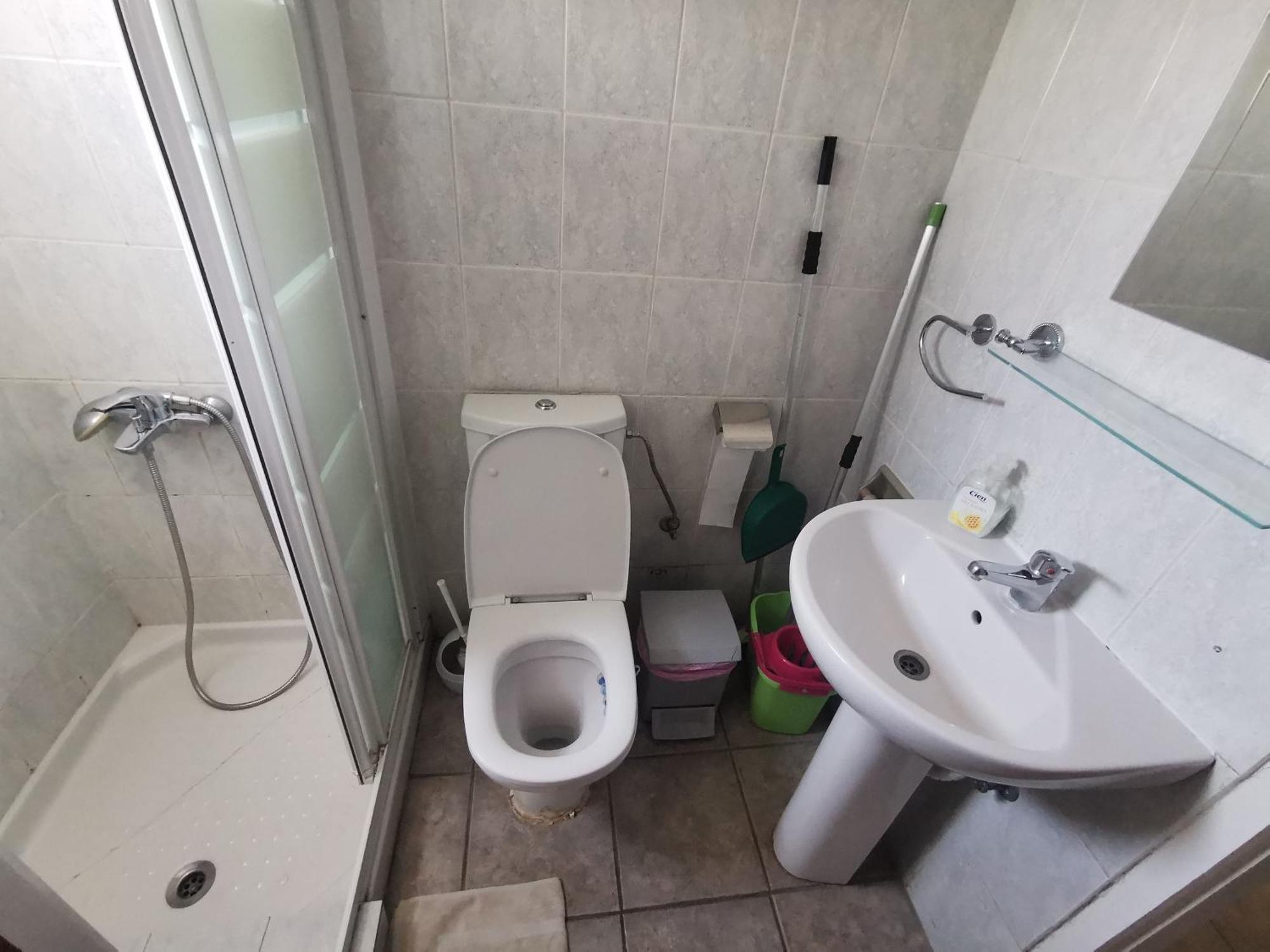Strovolos Rooms Studios Nicosia Szoba fotó