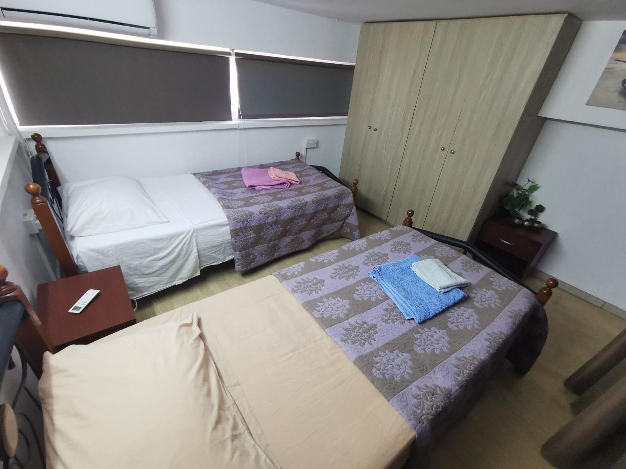 Strovolos Rooms Studios Nicosia Szoba fotó